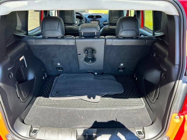 Used 2020 Jeep Renegade Limited w/ UConnect 8.4 Nav Group AWD/4WD image 40