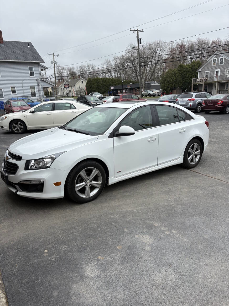 Used 2016 Chevrolet Cruze LT w/ Sun, Sound and Sport Package image 3