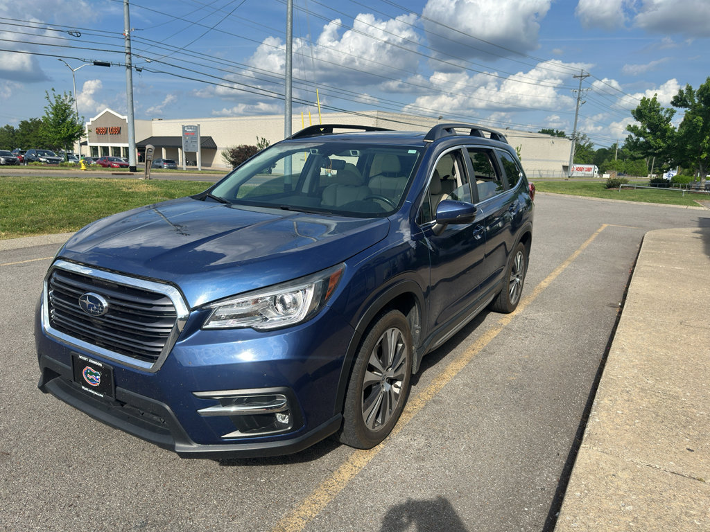 Used 2022 Subaru Ascent Limited w/ Technology Package AWD/4WD image 9