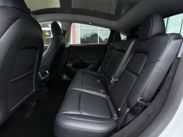 Used 2025 Tesla Model Y Long Range image 14
