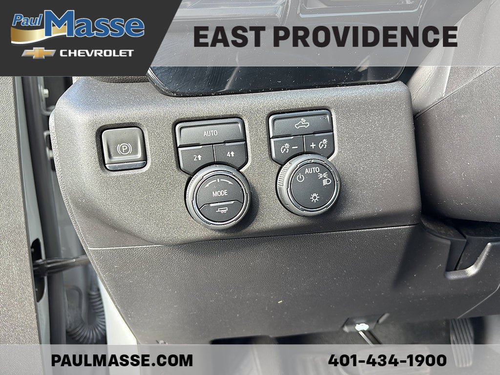 Used 2024 Chevrolet Silverado 1500 LT AWD/4WD image 11