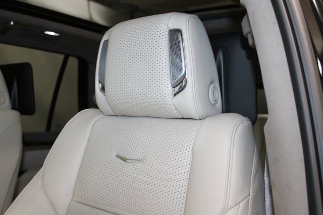 New 2026 Cadillac Escalade Platinum Luxury image 7