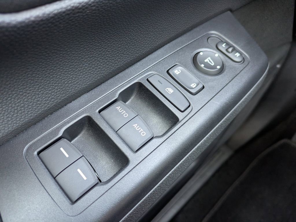 Used 2024 Honda CR-V EX image 25