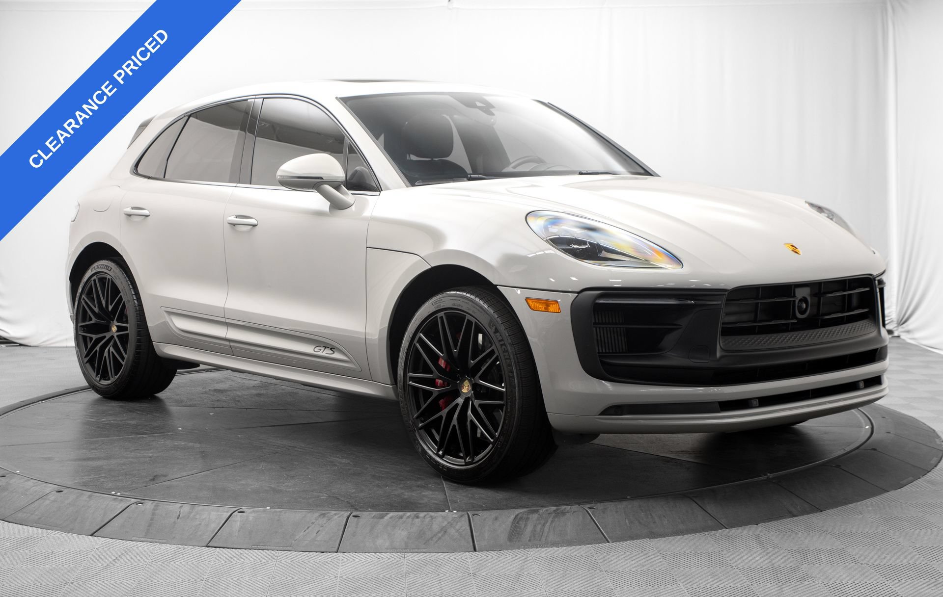Used 2023 Porsche Macan GTS w/ Premium Package Plus AWD/4WD image 9