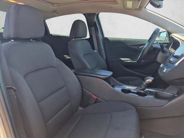 Used 2021 Chevrolet Malibu LT FWD image 27