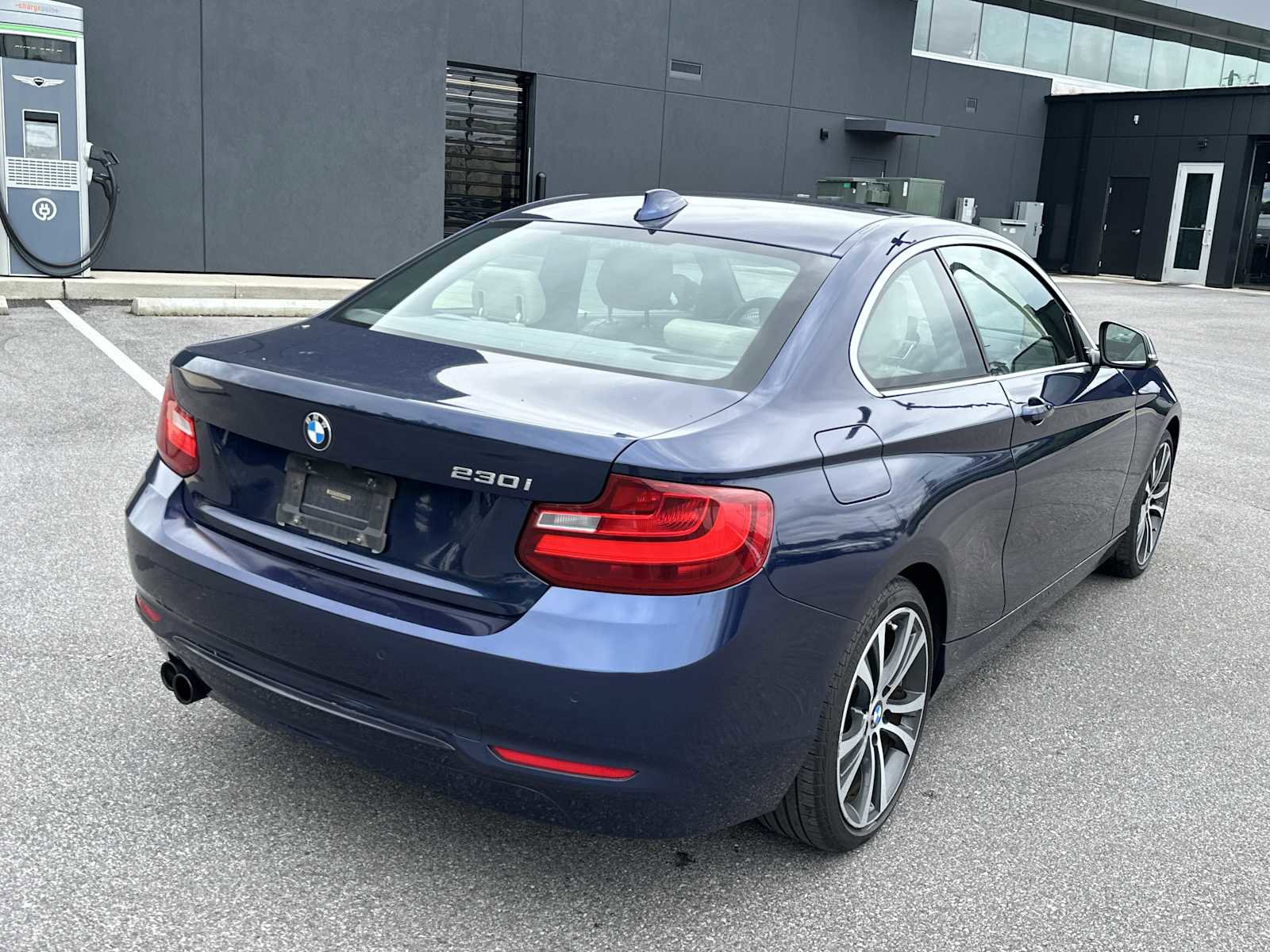Used 2017 BMW 230i Coupe RWD image 6
