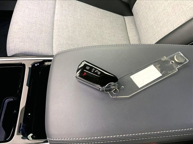 Used 2023 Volkswagen ID.4 Pro AWD/4WD image 20