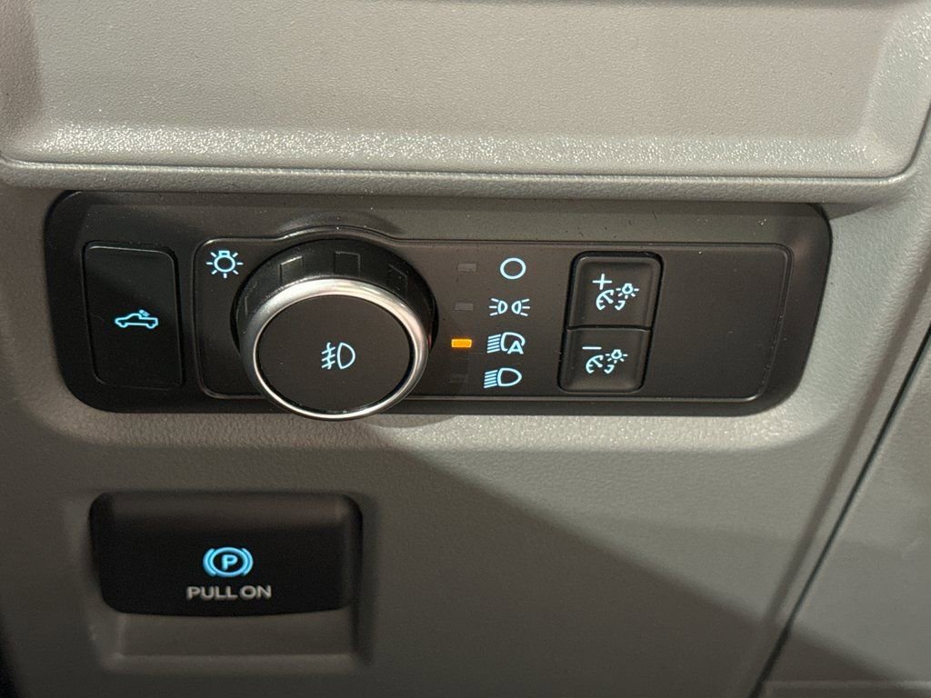 Used 2021 Ford F150 XLT image 35