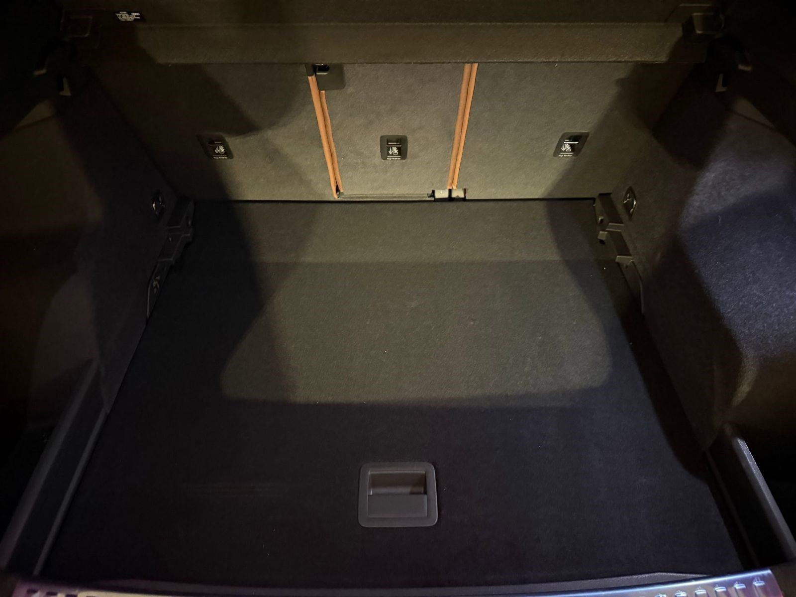 Certified 2025 Audi Q3 2.0T Premium w/ Convenience Package image 23