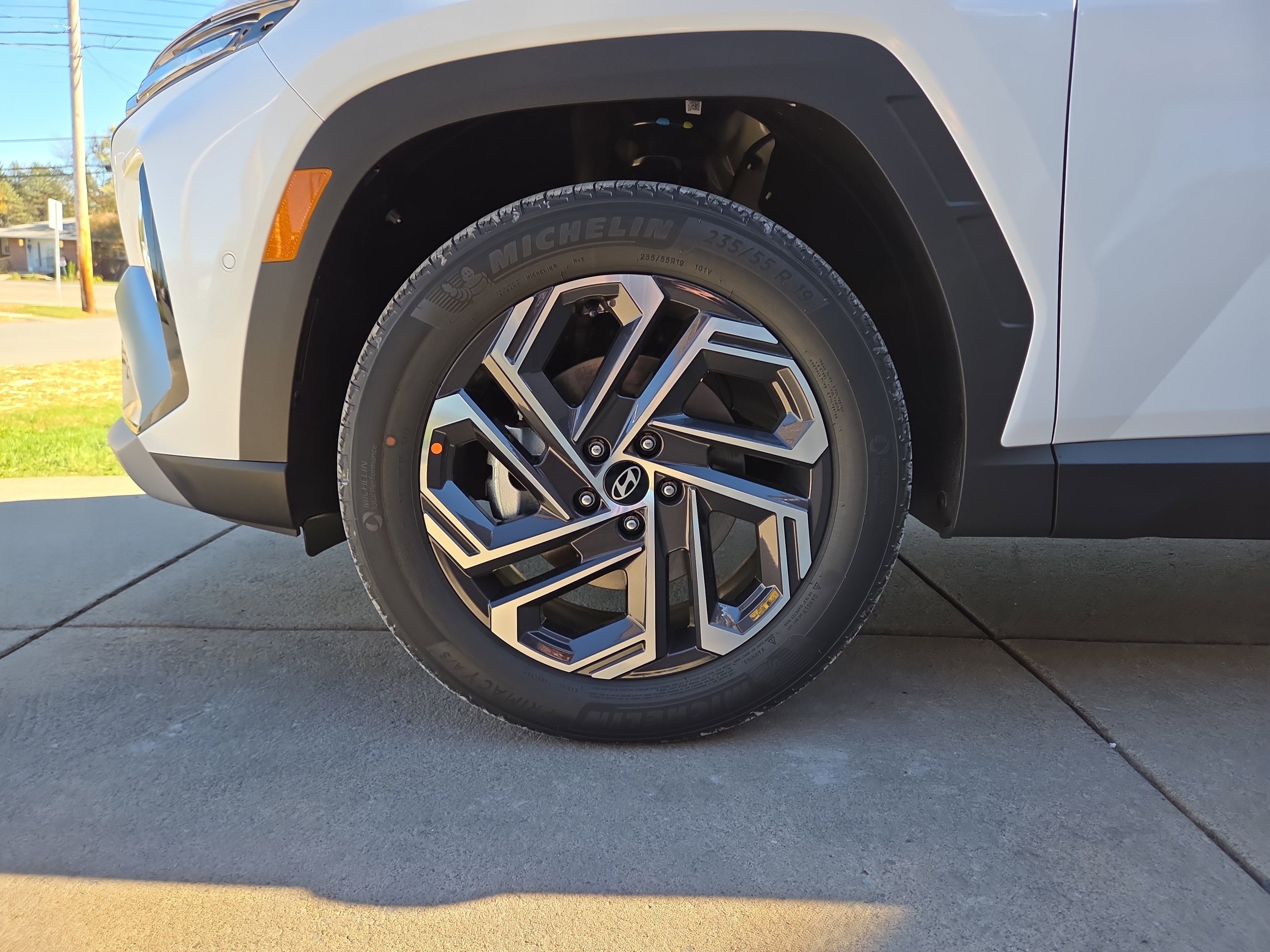 New 2026 Hyundai Tucson Limited w/ Tow & Go Package image 11