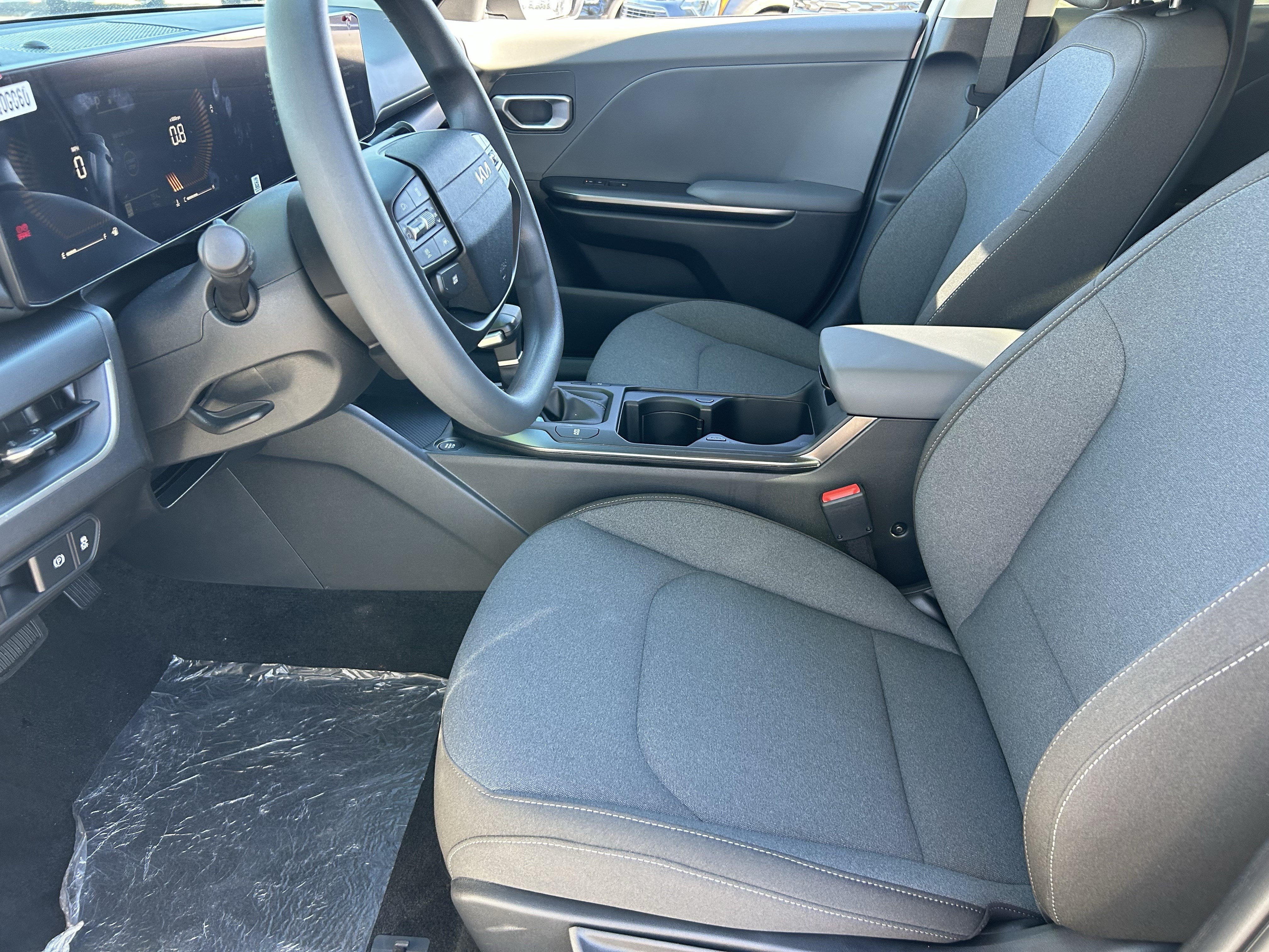 New 2026 Kia K4 FWD image 23