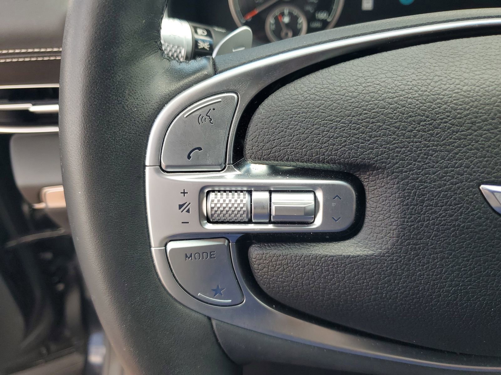 Used 2024 Genesis GV80 2.5T w/ Advanced Package AWD/4WD image 21