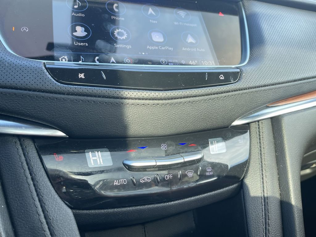 Certified 2023 Cadillac XT5 Premium Luxury w/ LPO, Floor Liner Package image 17