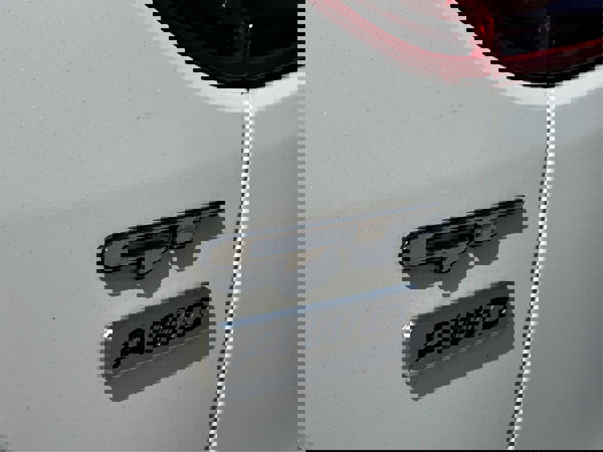 Used 2019 Kia Stinger GT2 image 24