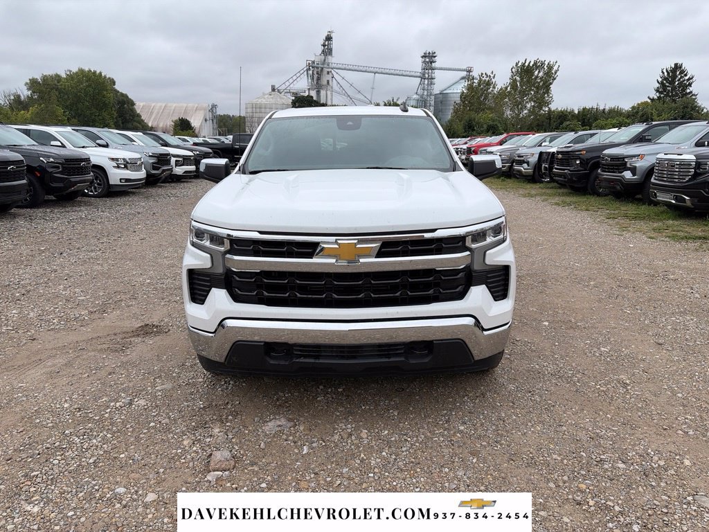 Used 2023 Chevrolet Silverado 1500 LT w/ Leather Package AWD/4WD image 8