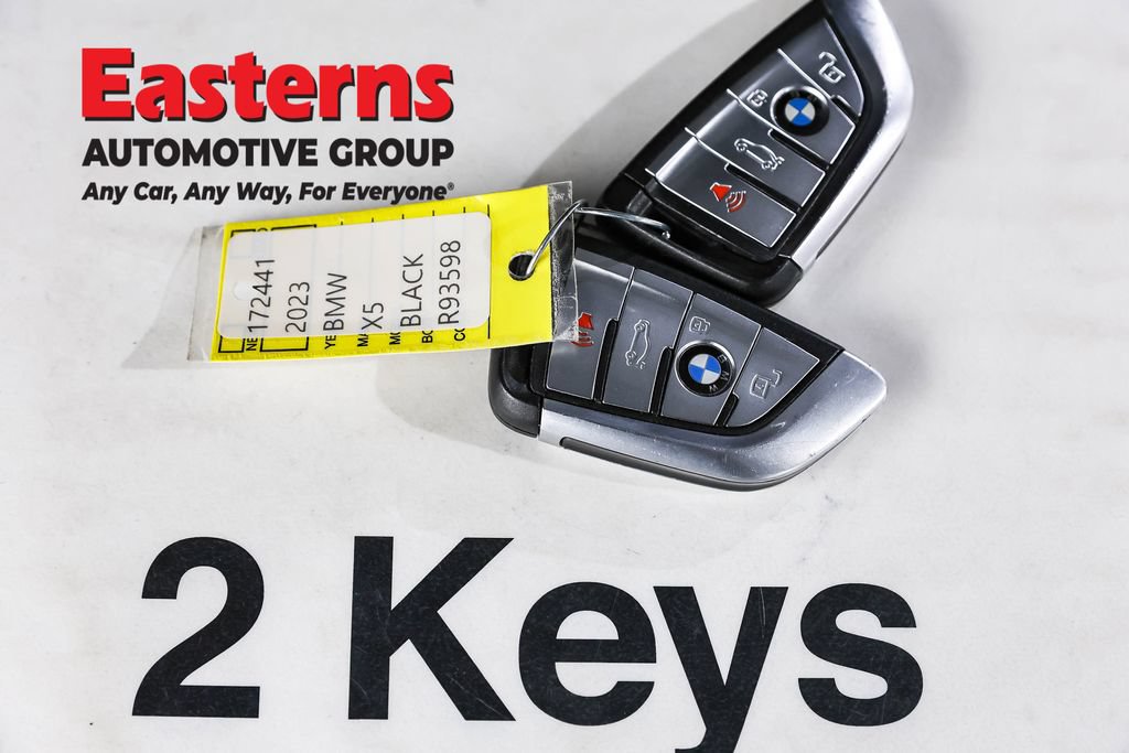 Used 2023 BMW X5 xDrive40i AWD/4WD image 22