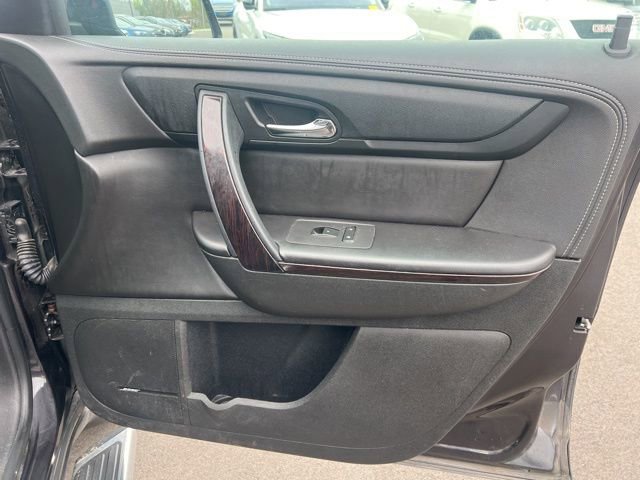 Used 2017 Chevrolet Traverse Premier w/ LPO, 'HIT The Road' Package FWD image 10