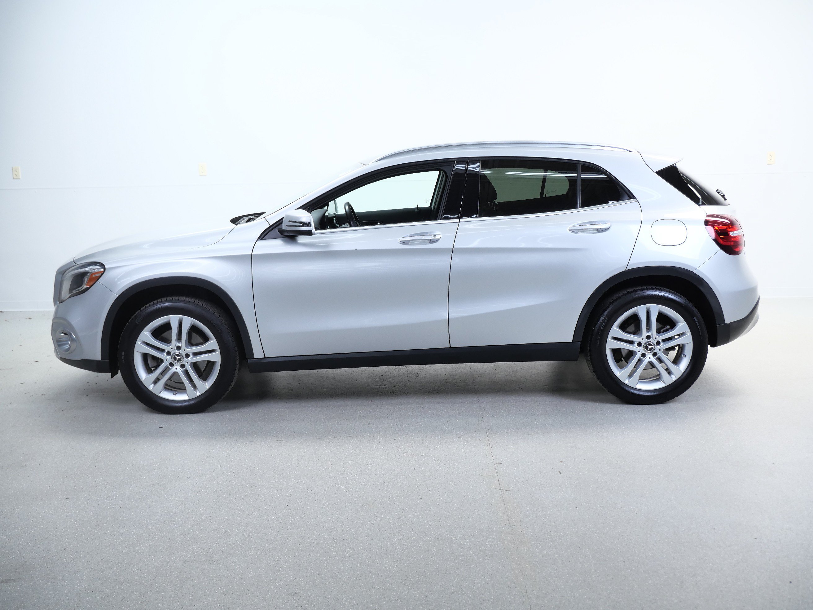Used 2018 Mercedes-Benz GLA 250 4MATIC image 10
