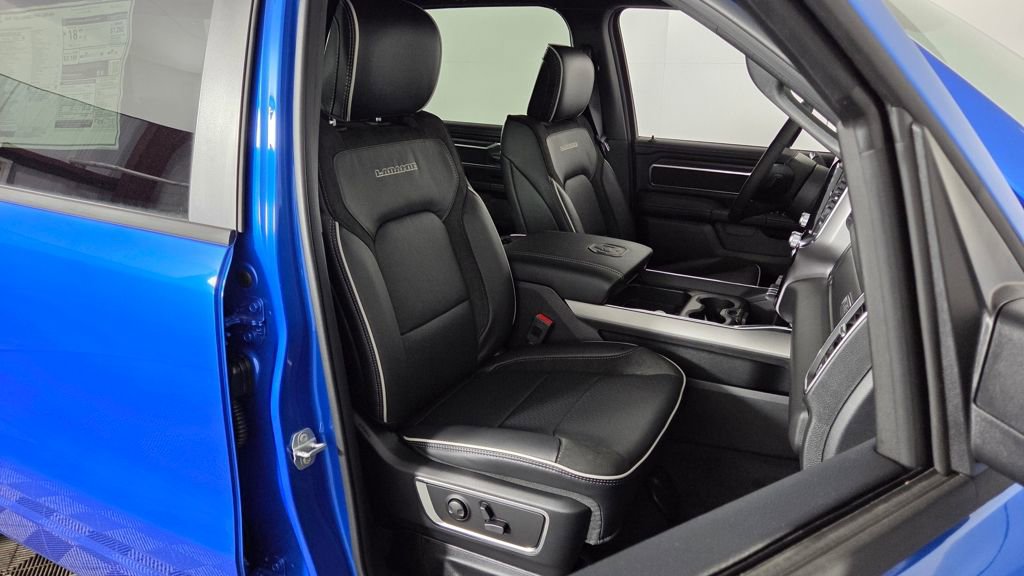 New 2026 RAM 1500 Laramie w/ Night Edition AWD/4WD image 35