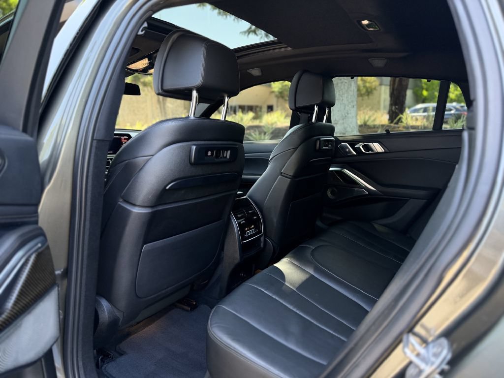 Used 2020 BMW X6 M50i w/ Executive Package AWD/4WD image 13