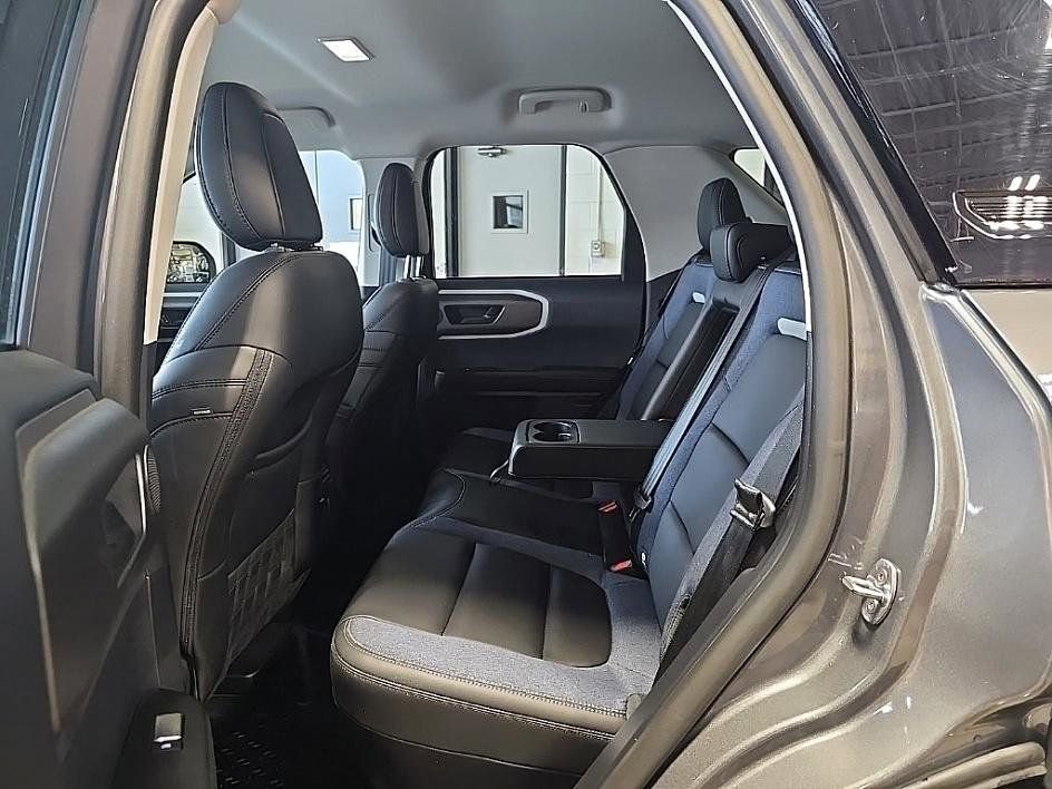 Used 2025 Ford Bronco Sport Outer Banks w/ Outer Banks Tech Package+ image 26