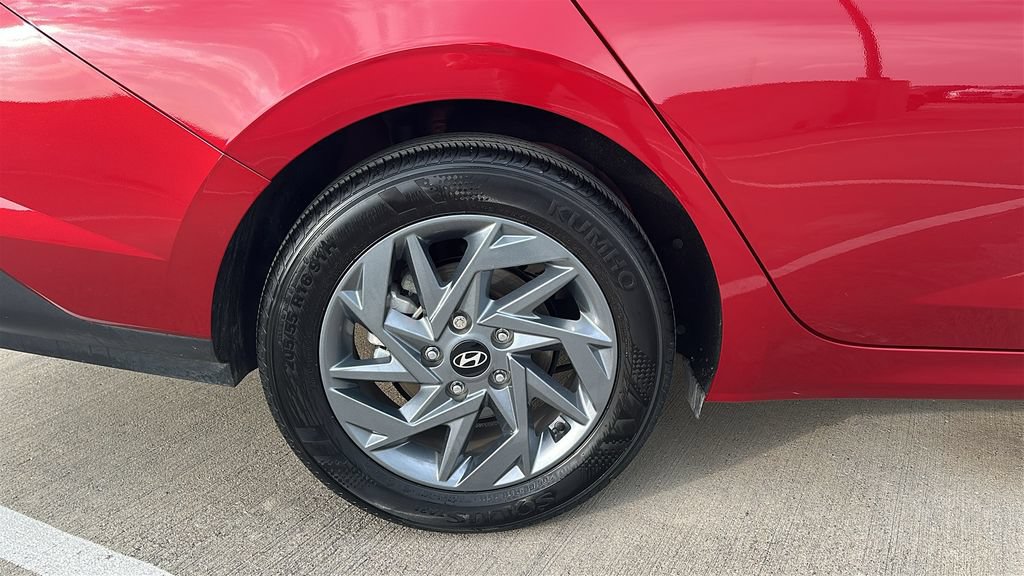Certified 2024 Hyundai Elantra SEL FWD image 16