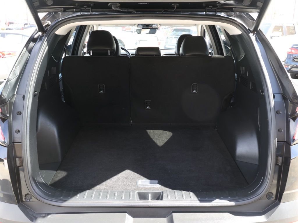 Used 2024 Hyundai Tucson Limited image 16