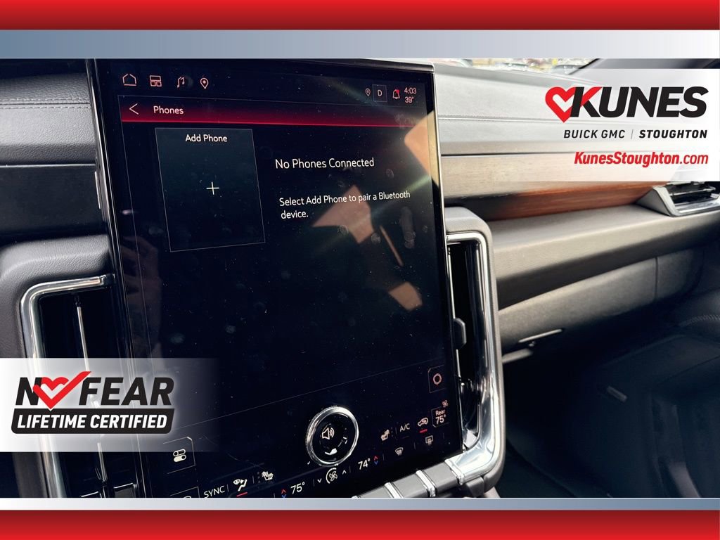 Used 2025 GMC Yukon Denali image 28