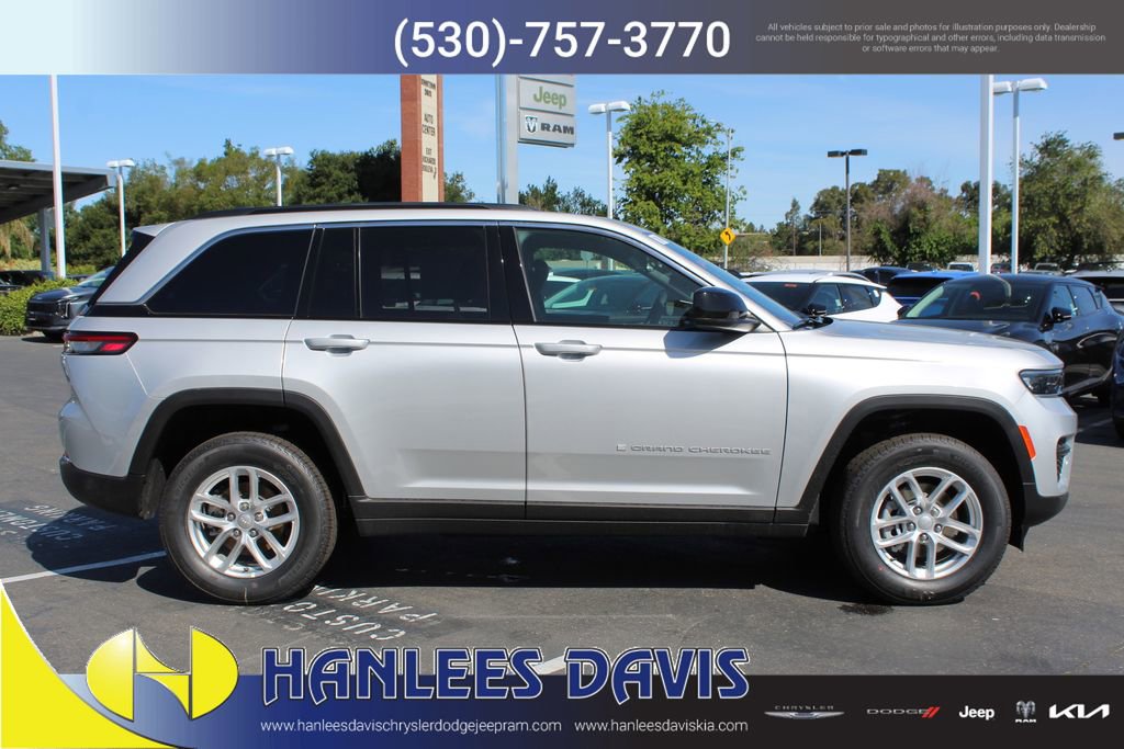 New 2026 Jeep Grand Cherokee Laredo X AWD/4WD image 6