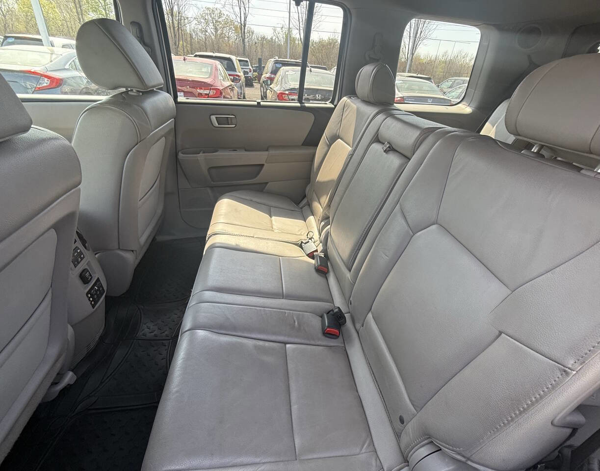 Used 2013 Honda Pilot Touring image 22