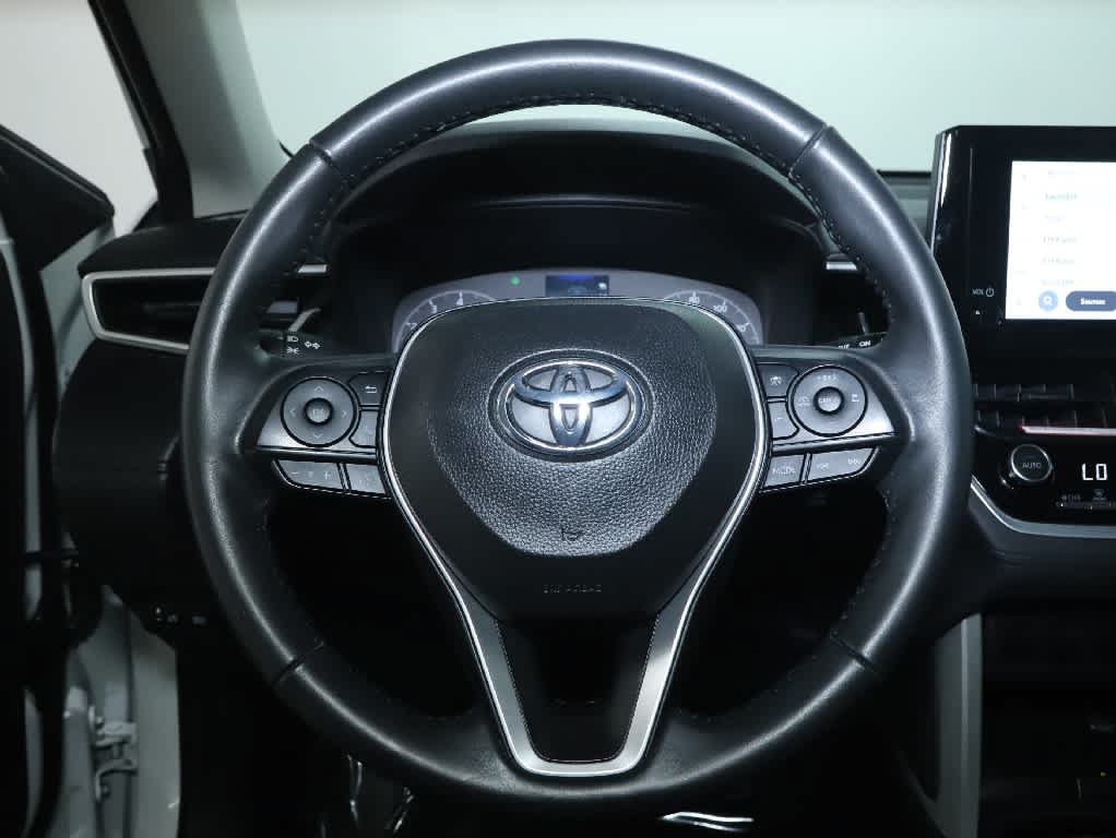Certified 2024 Toyota Corolla Cross LE FWD image 21