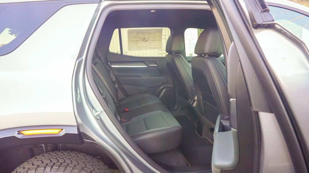 New 2026 GMC Terrain AT4 AWD/4WD image 10