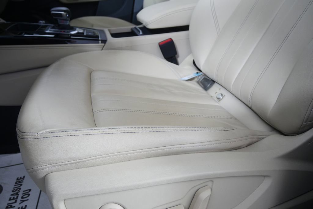 Used 2022 Audi Q5 2.0T Premium Plus w/ Premium Plus Package image 9