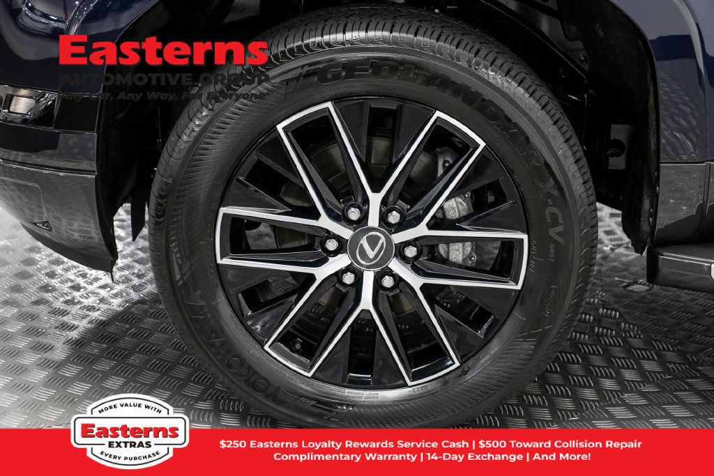 Used 2025 Lexus GX 550 w/ Accessory Package (2T) AWD/4WD image 36