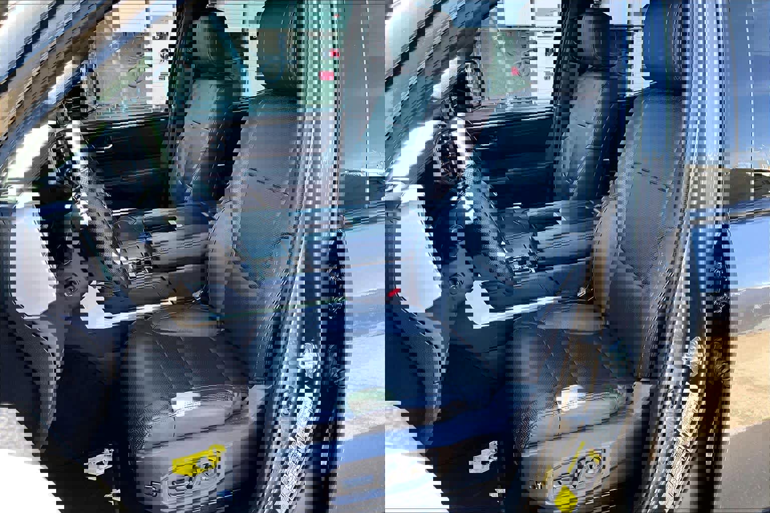 Used 2023 Toyota Tundra Platinum image 8