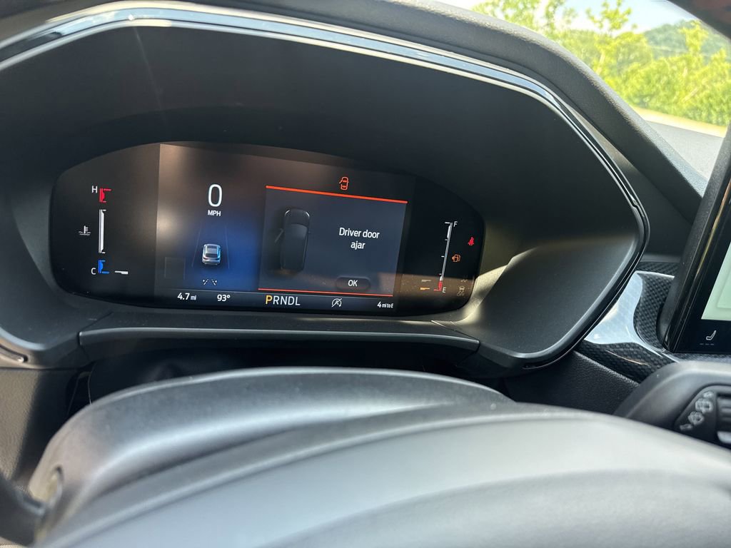New 2025 Ford Escape ST-Line w/ Tech Pack #1 AWD/4WD image 19