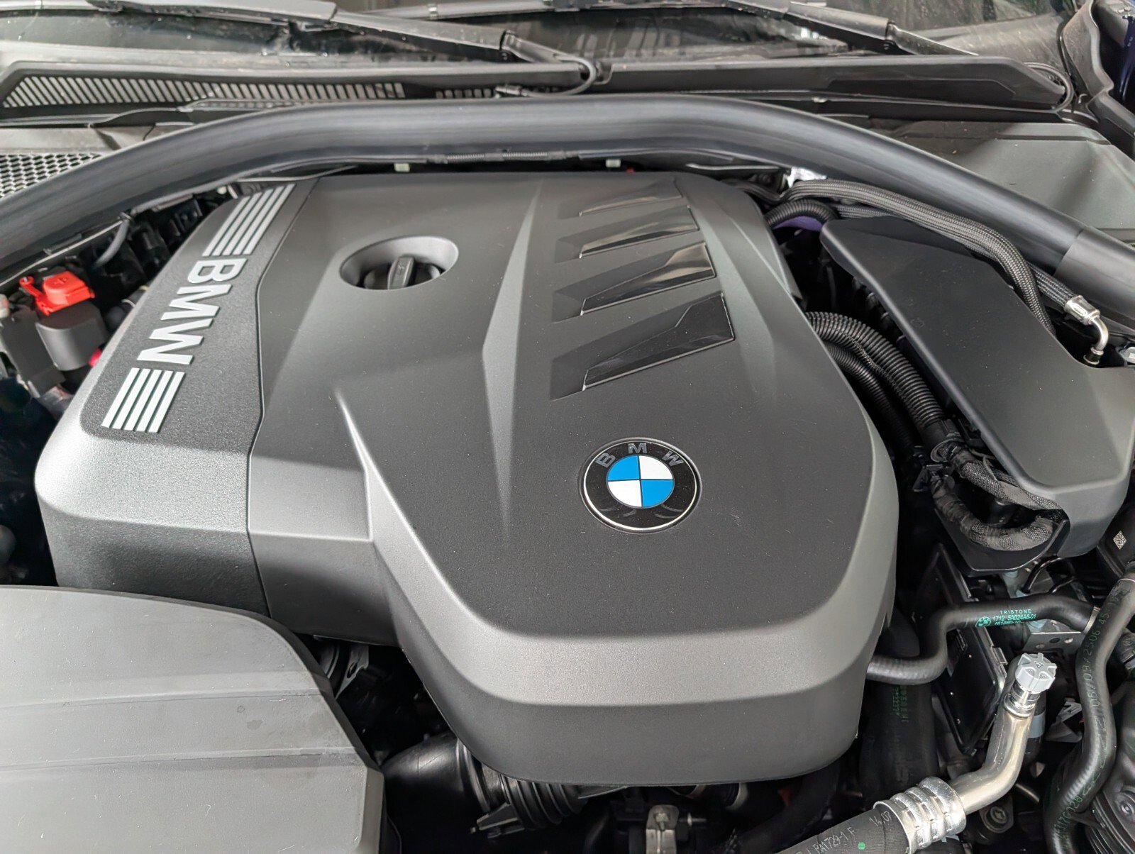 New 2026 BMW 330i xDrive Sedan w/ Premium Package AWD/4WD image 26