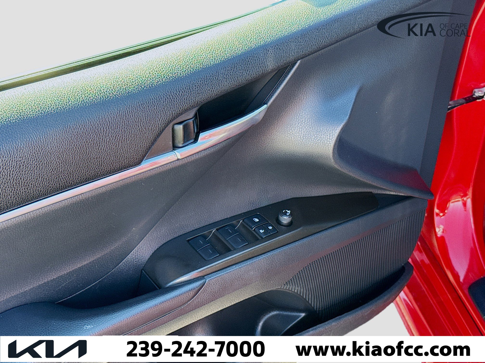 Used 2021 Toyota Camry SE image 21