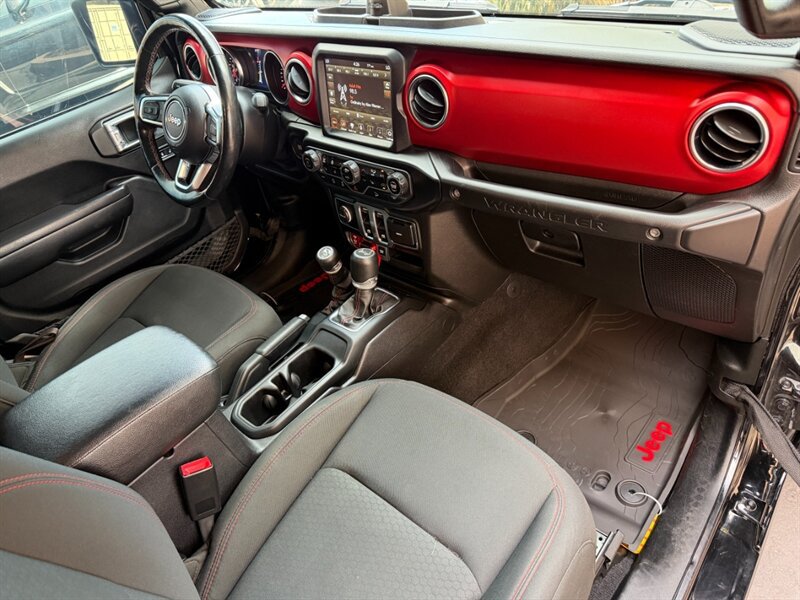 Used 2020 Jeep Wrangler Rubicon w/ Uconnect 4C Nav & Sound Group AWD/4WD image 7