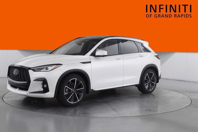 Used 2023 INFINITI QX50 Sport AWD/4WD image 3