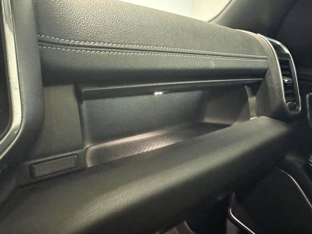 Used 2023 RAM 1500 Laramie AWD/4WD image 32