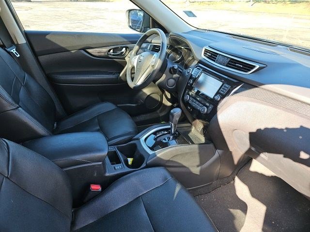 Used 2016 Nissan Rogue SL w/ SL Premium Package AWD/4WD image 10