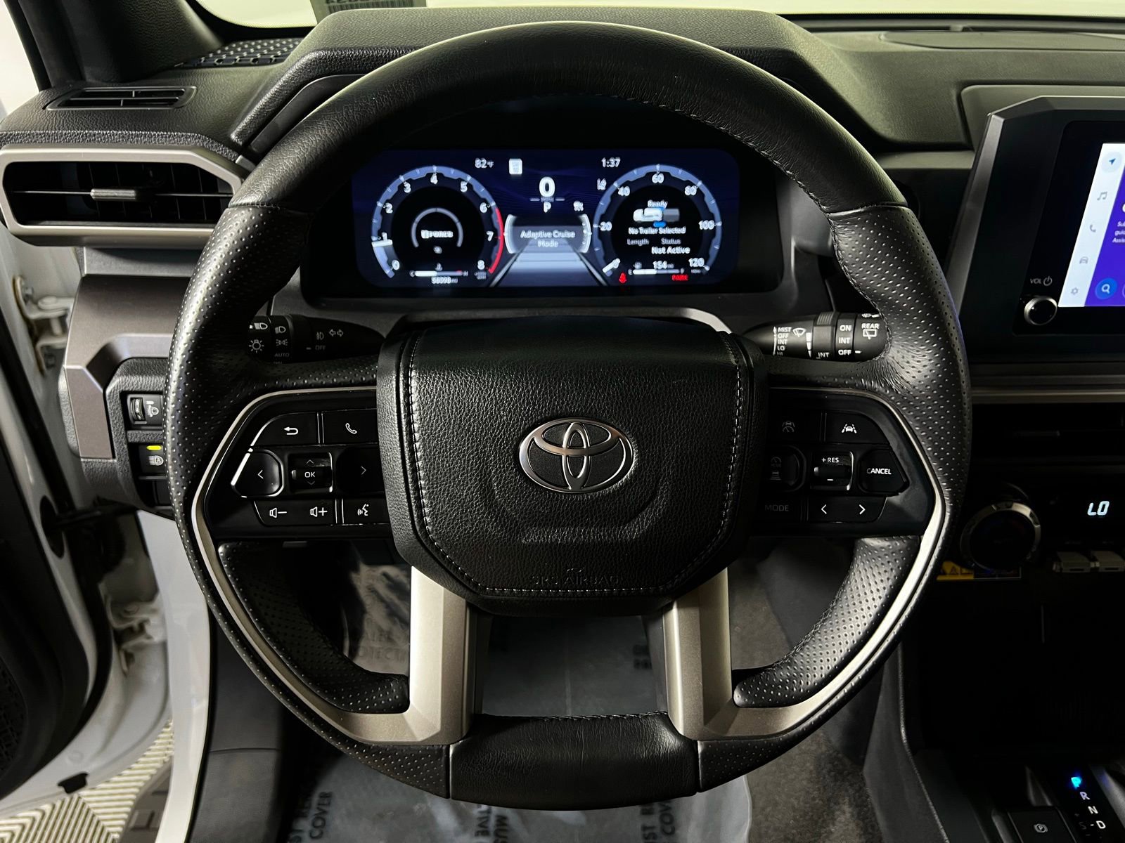 Certified 2025 Toyota 4Runner TRD Off-Road image 14