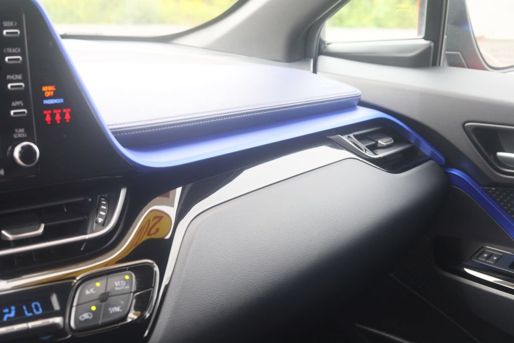 Certified 2021 Toyota C-HR XLE FWD image 8
