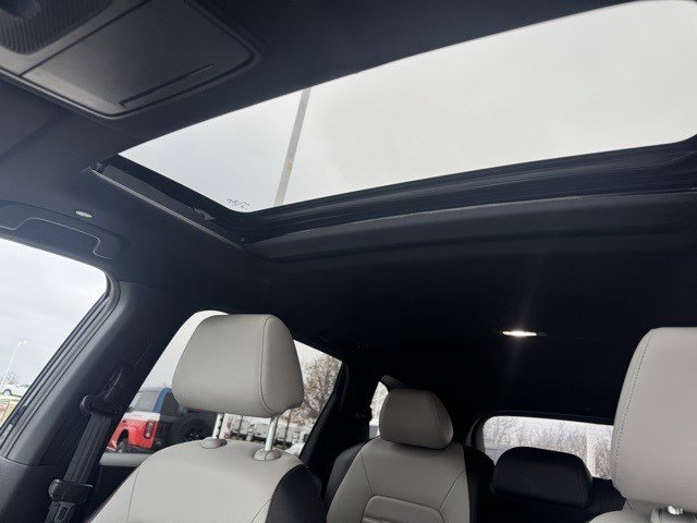 Used 2025 Honda CR-V Sport Touring image 21
