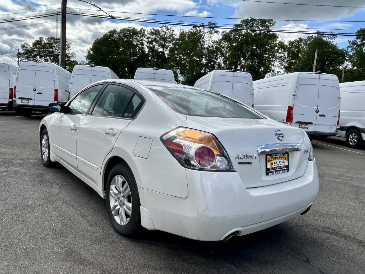 Used 2012 Nissan Altima 2.5 S w/ Convenience Pkg FWD image 4