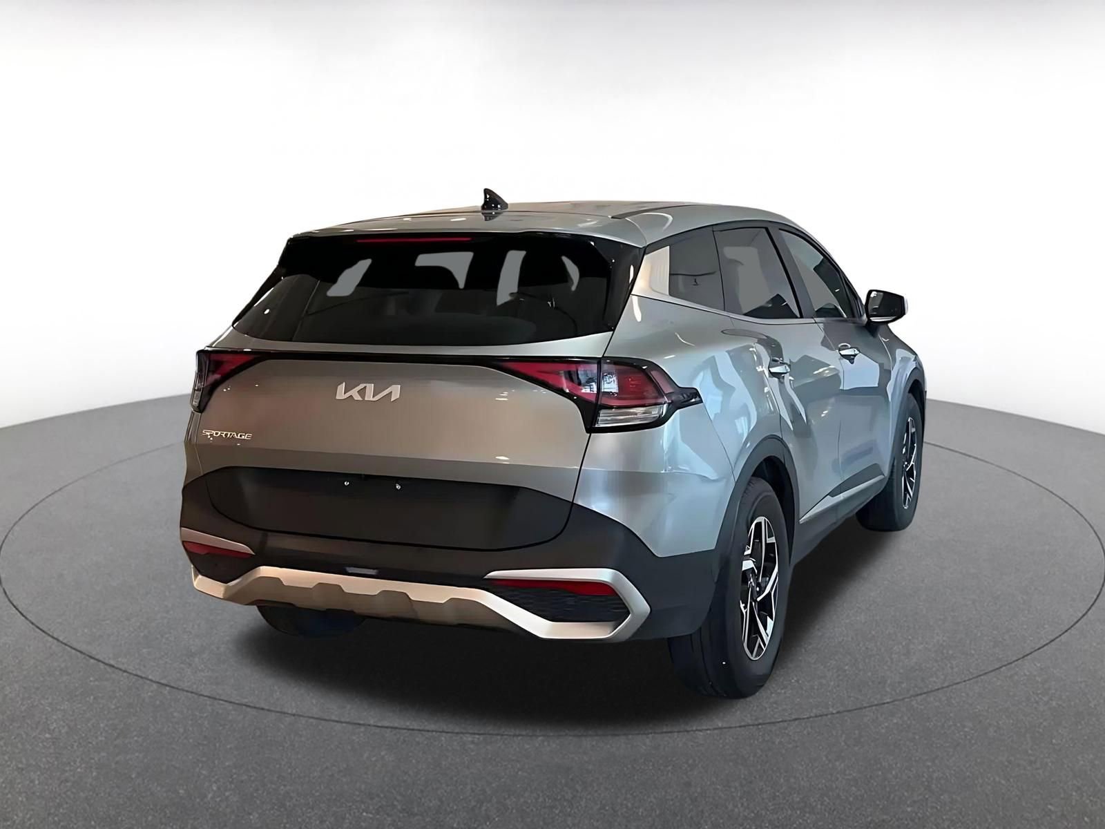 Used 2025 Kia Sportage LX image 14