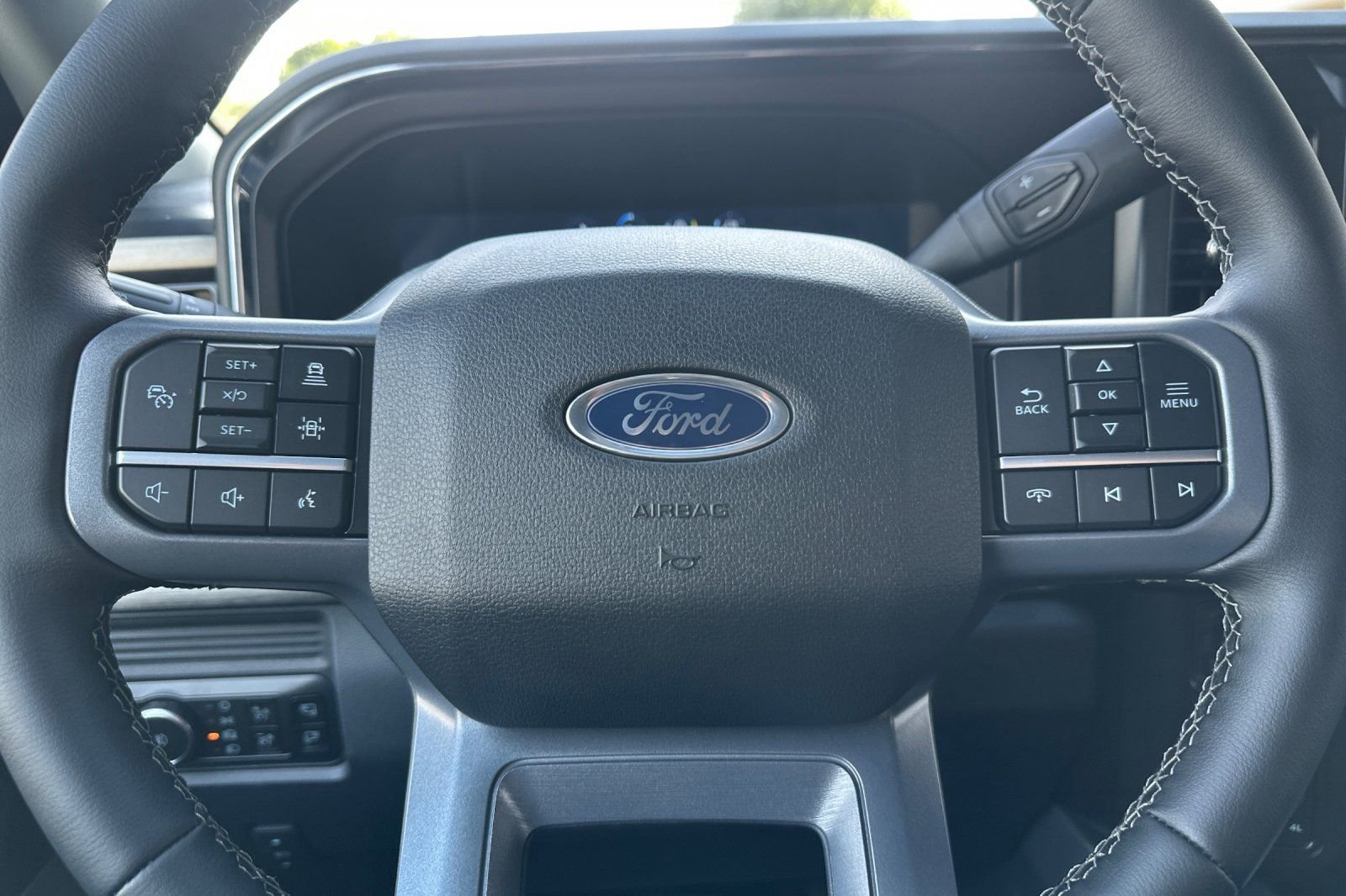 New 2026 Ford F350 Lariat w/ Black Appearance Package image 23