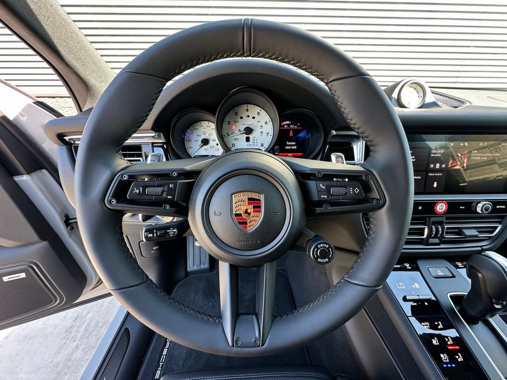 Used 2026 Porsche Macan Turbo AWD/4WD image 16