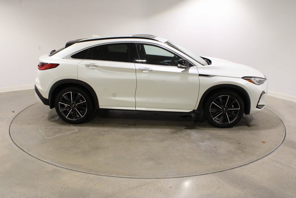 Used 2023 INFINITI QX55 Essential image 6